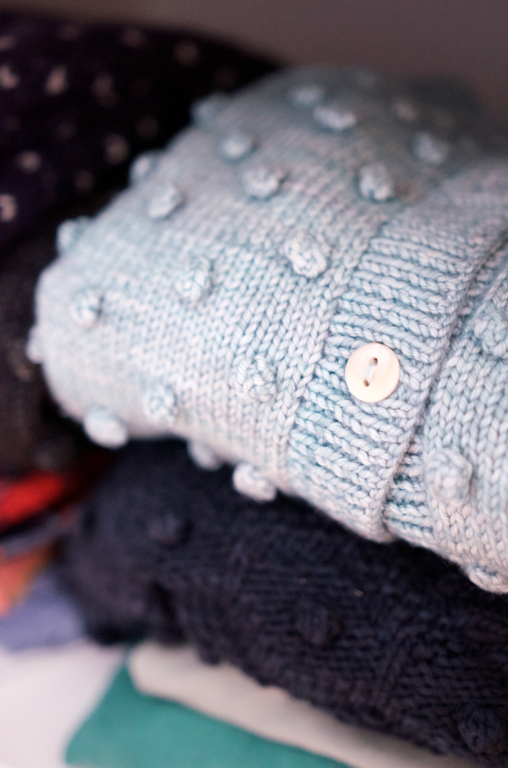 Ein Blick in unseren Kleiderschrank - wir lieben Strick, zum Beispiel von Misha & Puff