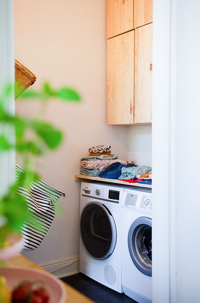 Das Mädchenzimmer, der Hauswirtschaftsraum - wie auch immer man es nennt, die Wäsche für uns fünf hat endlich Struktur und fliegt nicht mehr in der Wohnung rum | Alles hat einen Platz - Chaosupdate #2