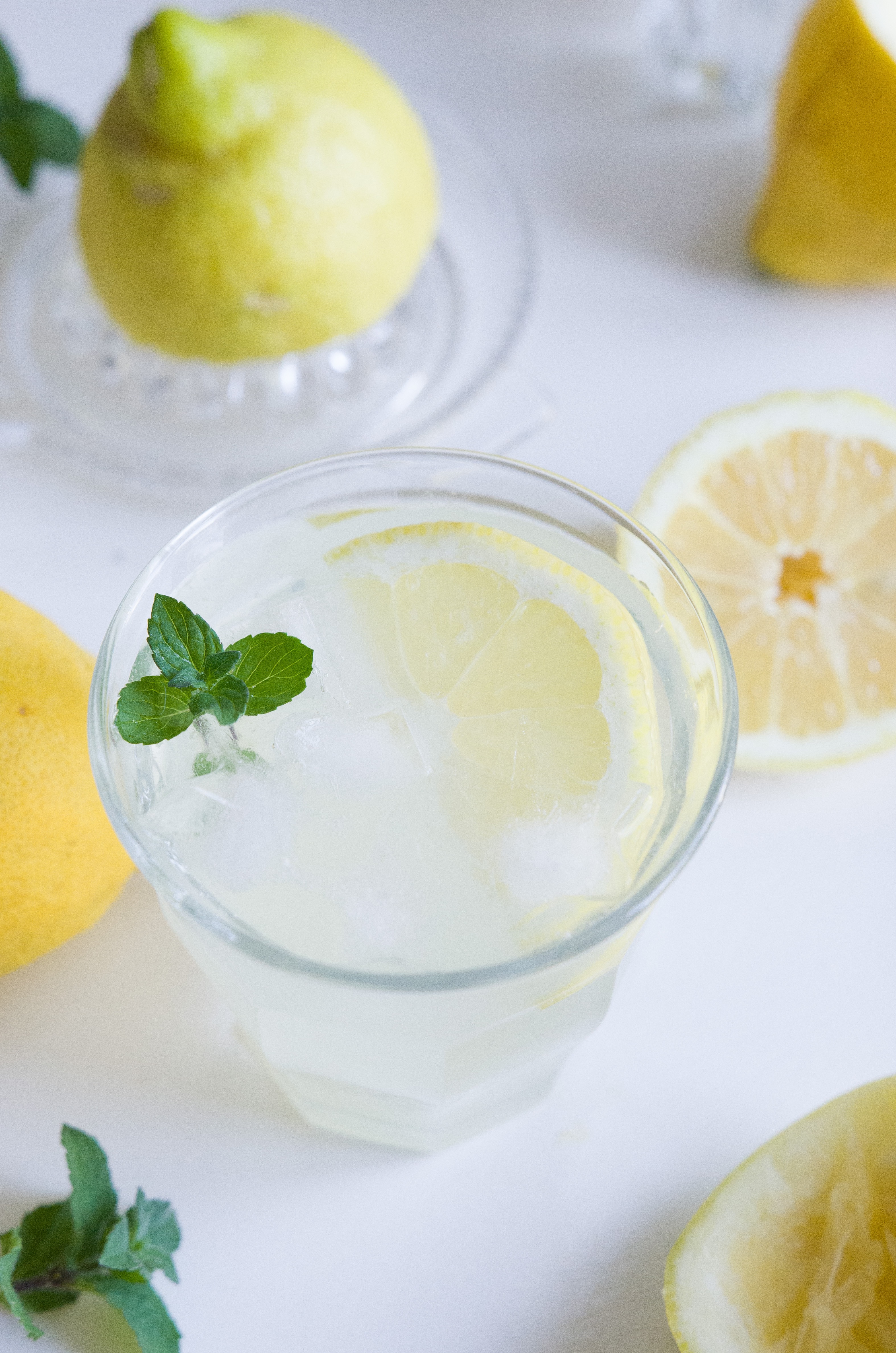 Rezept für selbst gemachte Zitronenlimonade