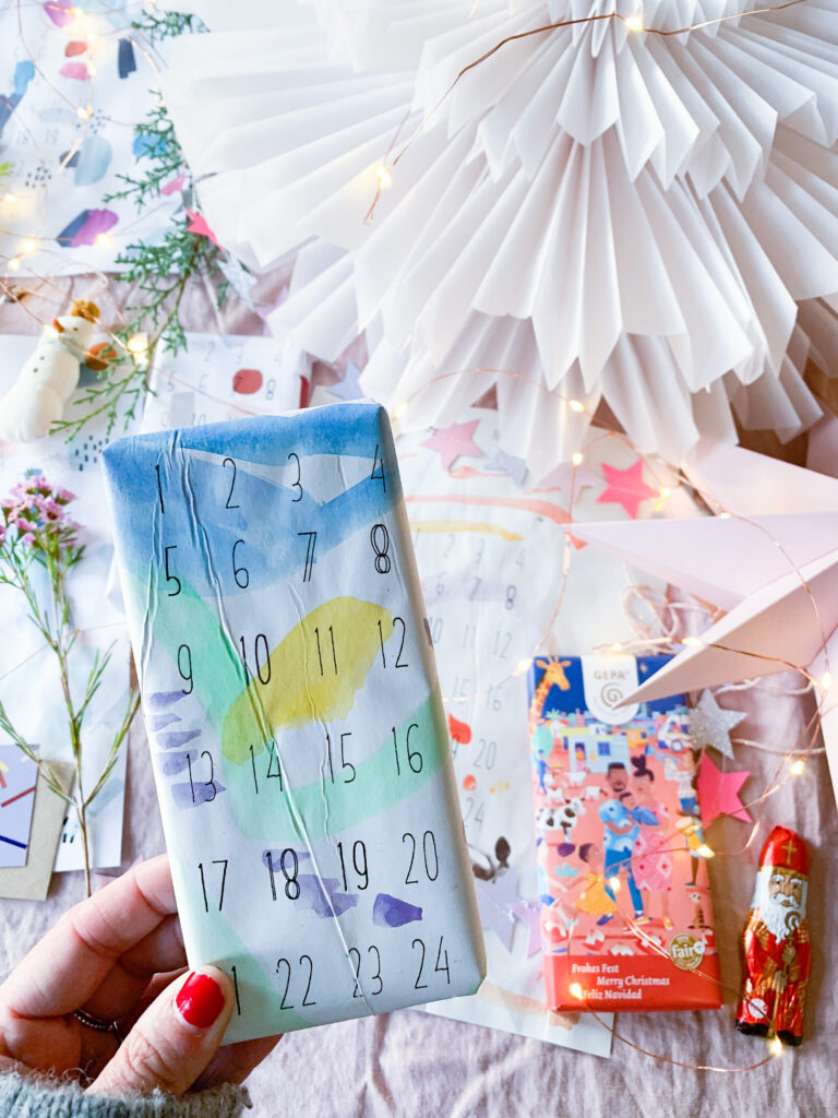 Dankeschön für Lehrer:innen und Erzieher:innen, Nachbar:innen und Freund:innen. Alltagshelden Adventskalender mit selbst gefärbten Kerzen